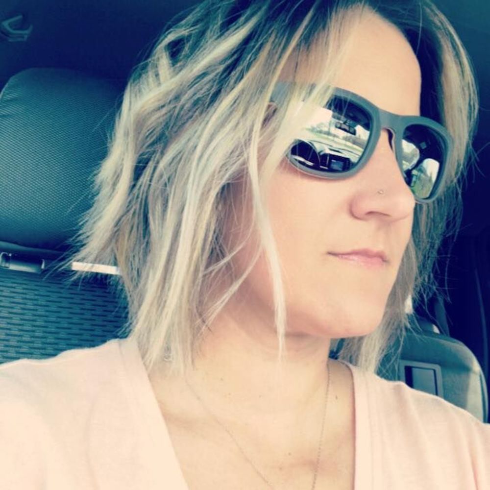 Meet your Posher, Adrienne